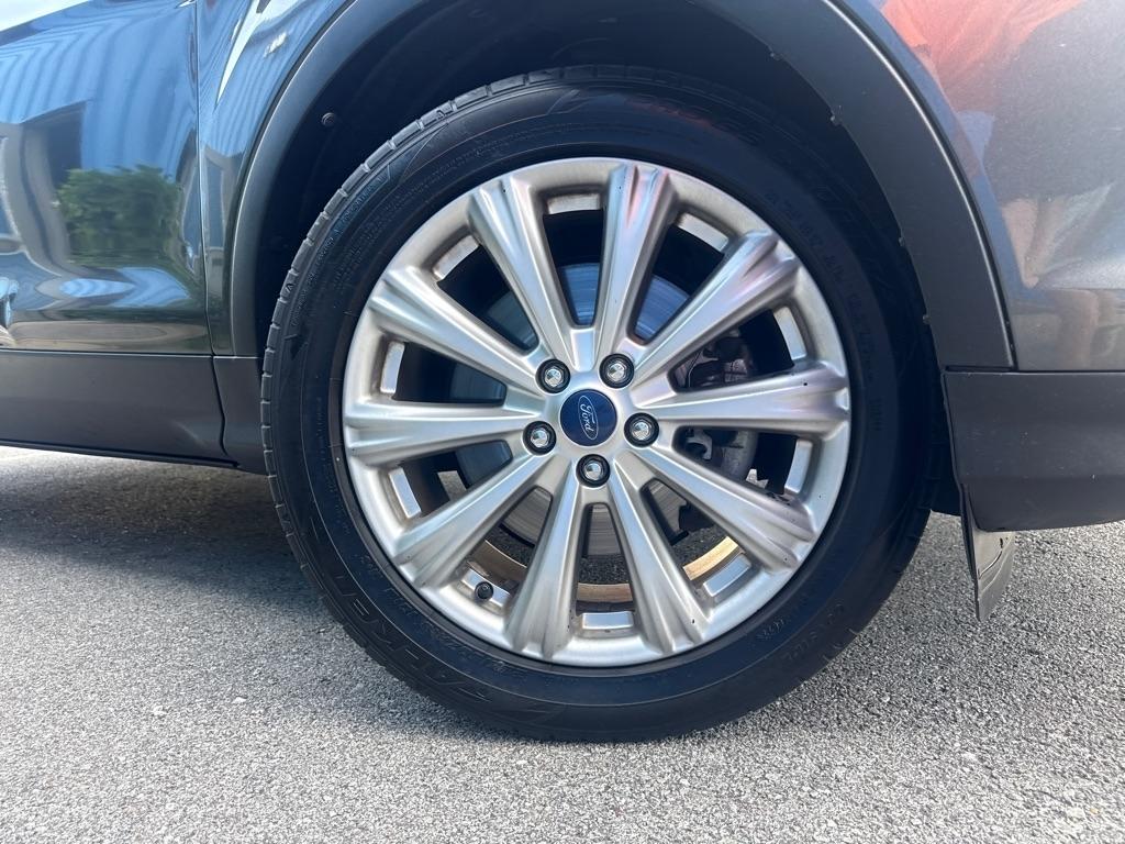 Ford Escape 4WD 4dr Titanium 2017