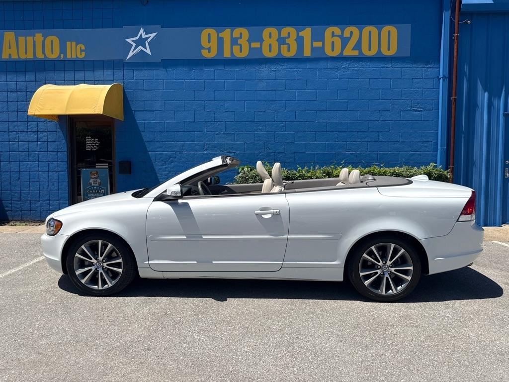 Volvo C70  2010