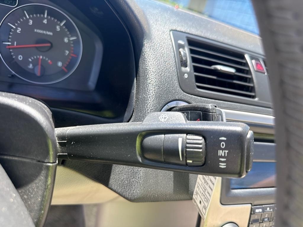 Volvo C70  2010