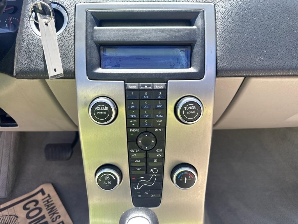 Volvo C70  2010