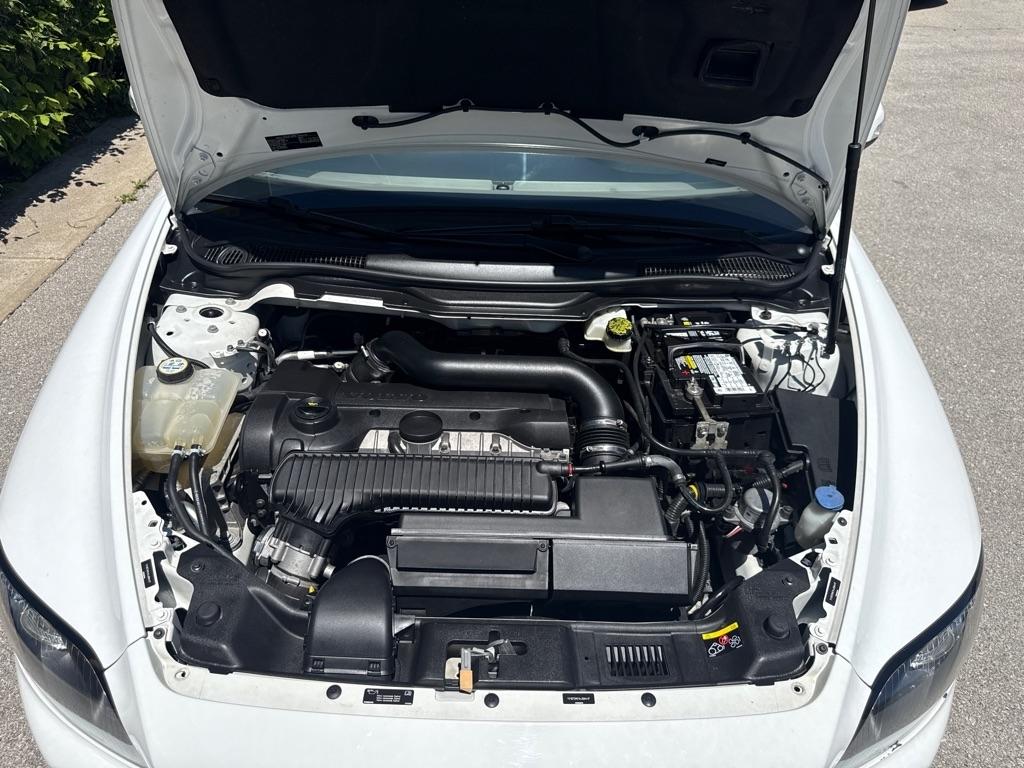 Volvo C70  2010