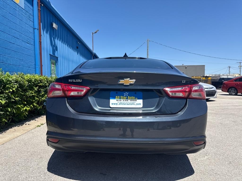 Chevrolet Malibu  2020