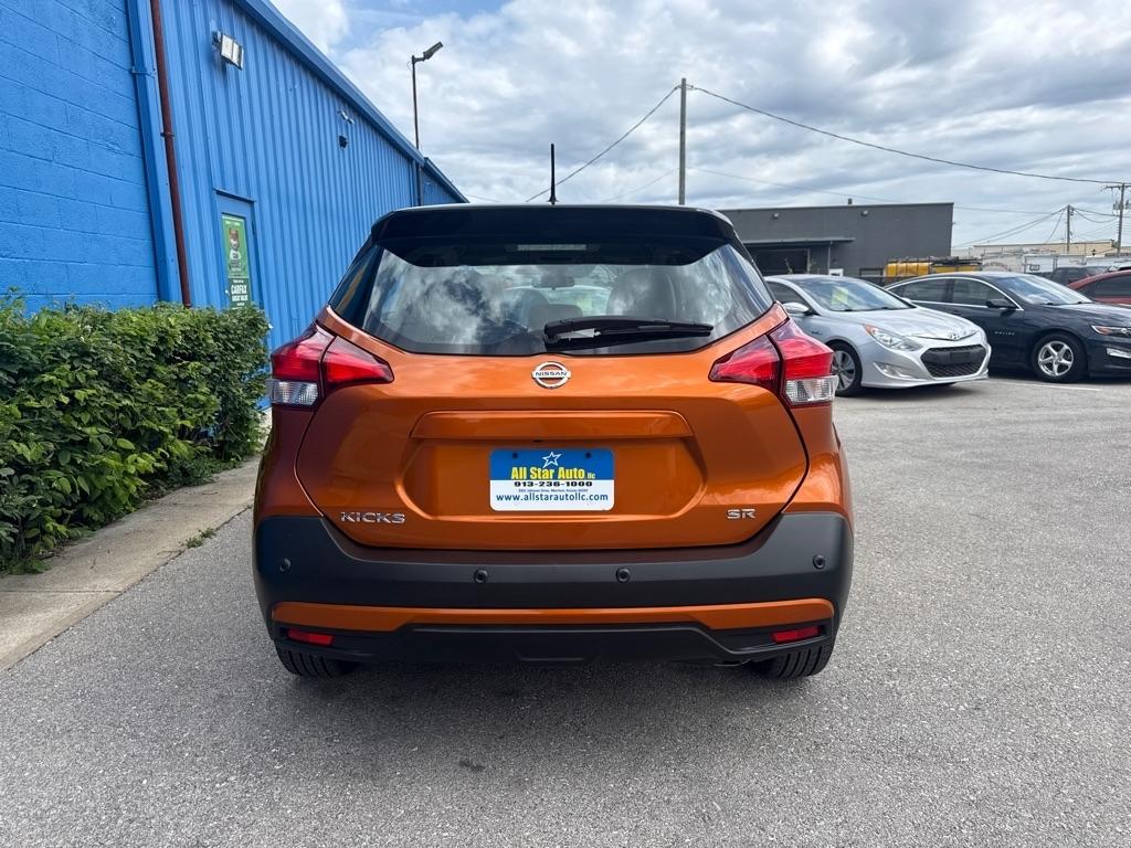 Nissan Kicks  2020