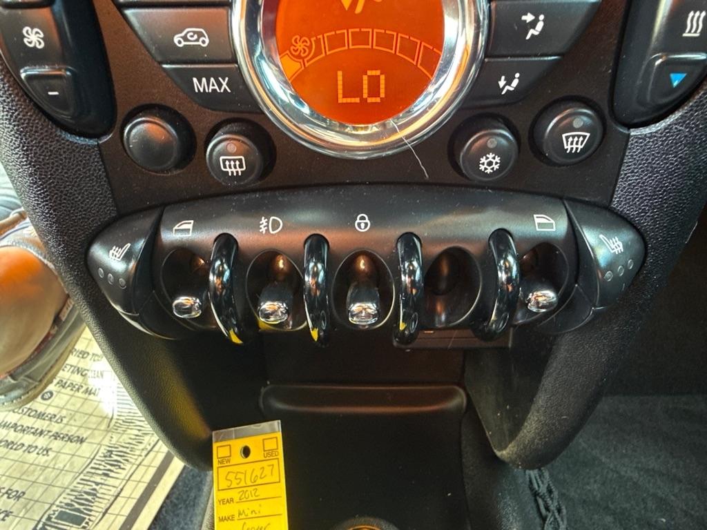 MINI Cooper Coupe  2012
