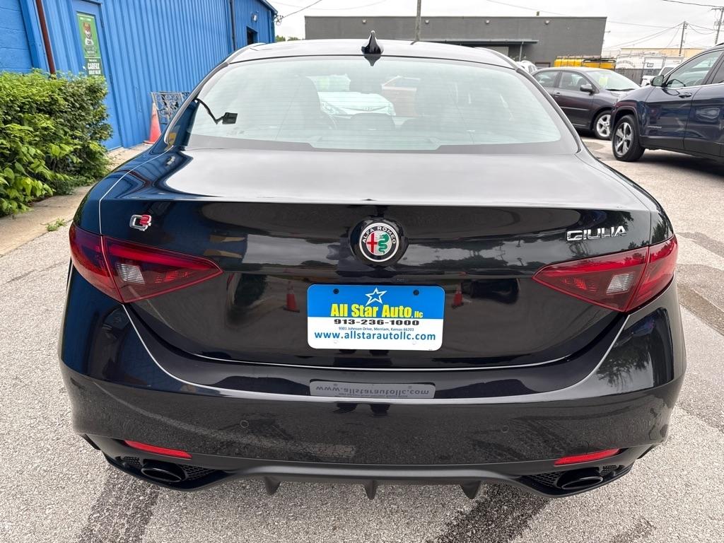 Alfa Romeo Giulia Veloce RWD 2023