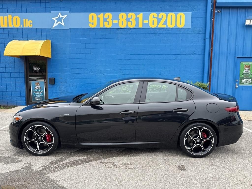 Alfa Romeo Giulia Veloce RWD 2023