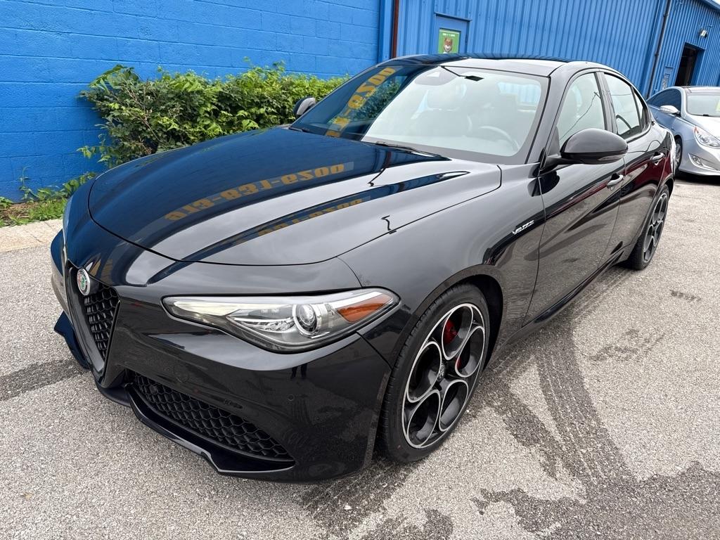 Alfa Romeo Giulia Veloce RWD 2023