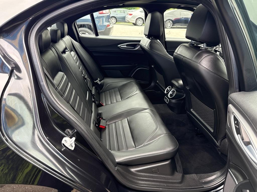 Alfa Romeo Giulia Veloce RWD 2023