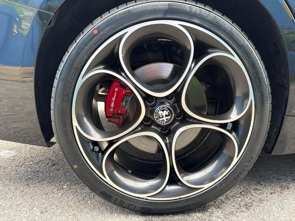 Alfa Romeo Giulia Veloce RWD 2023
