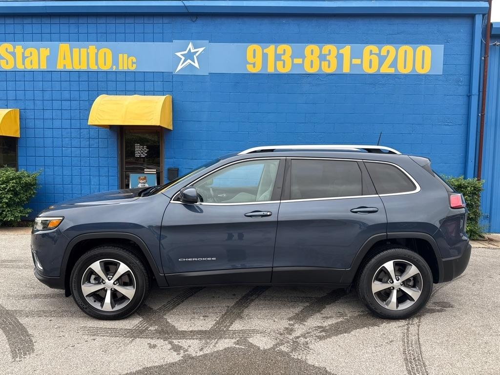 Jeep Cherokee  2021