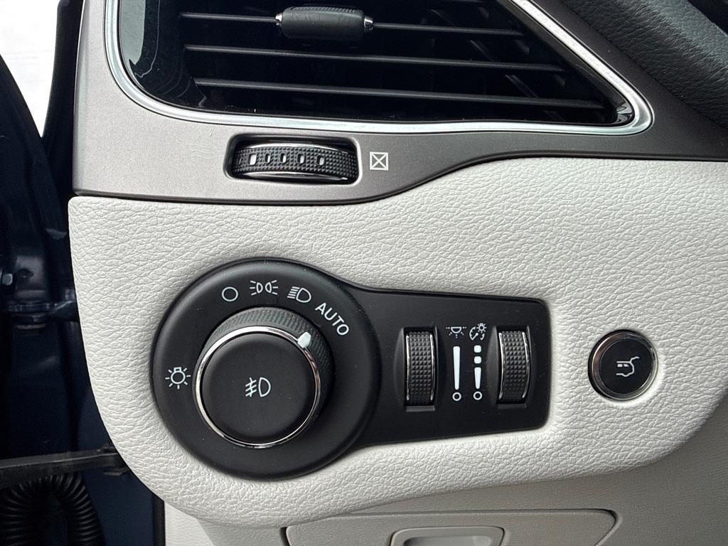 Jeep Cherokee  2021
