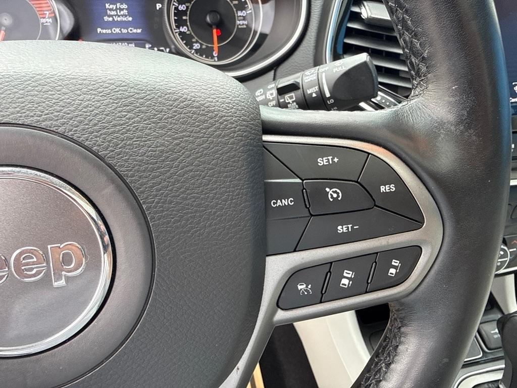 Jeep Cherokee  2021
