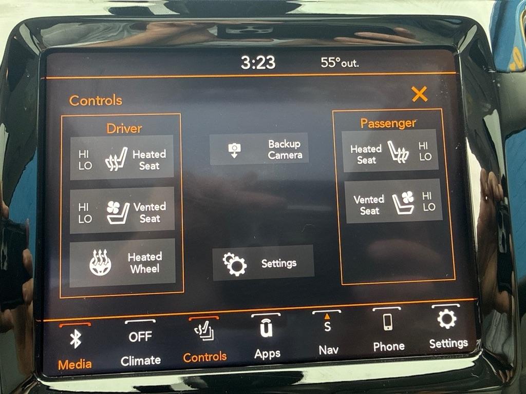 Jeep Cherokee  2021
