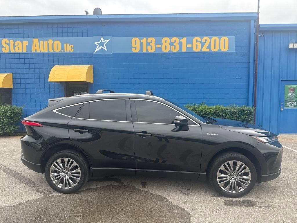 Toyota Venza  2021