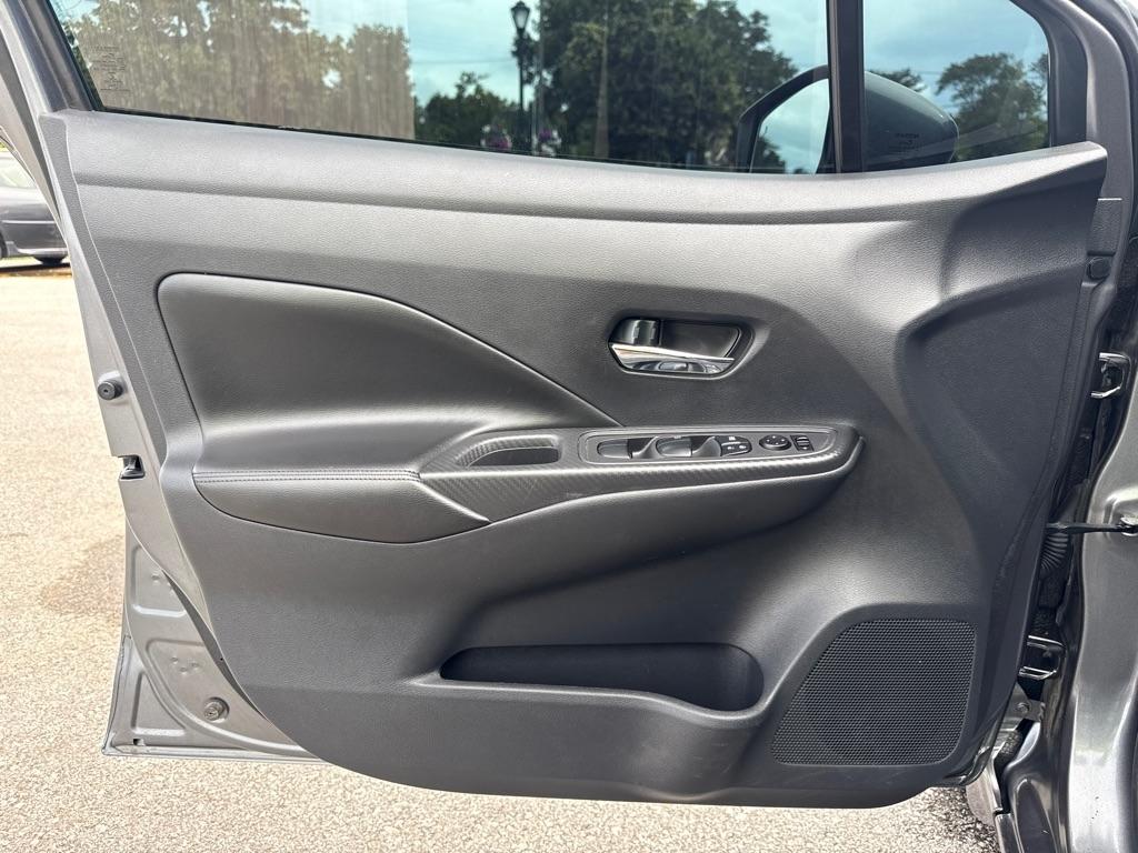 Nissan Versa SV 4D Sedan 2020