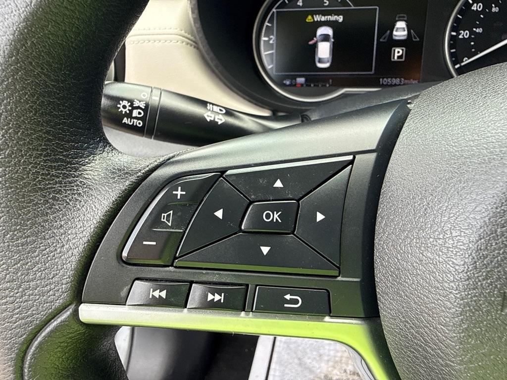 Nissan Versa SV 4D Sedan 2020