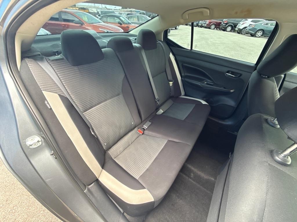 Nissan Versa SV 4D Sedan 2020