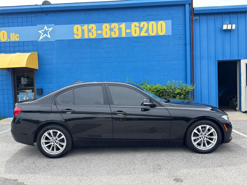 BMW 3 Series  2017