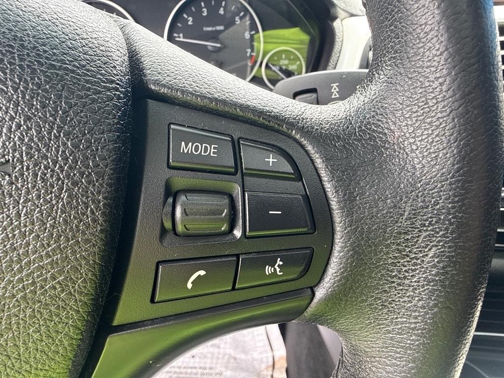 BMW 3 Series  2017