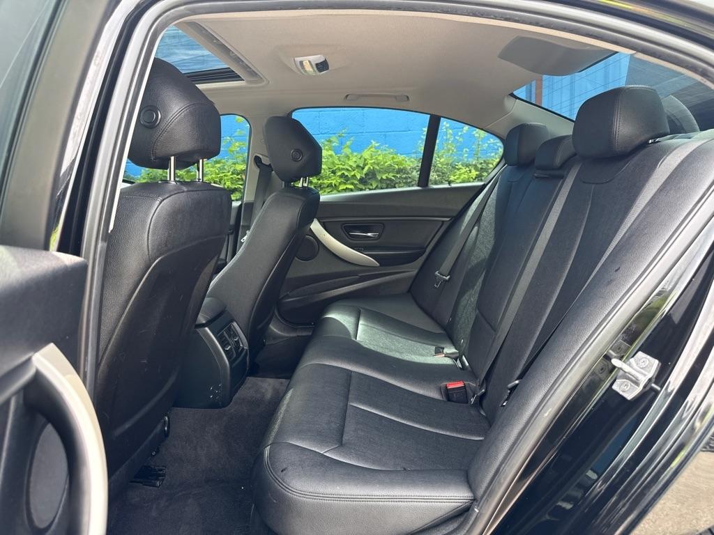 BMW 3 Series  2017