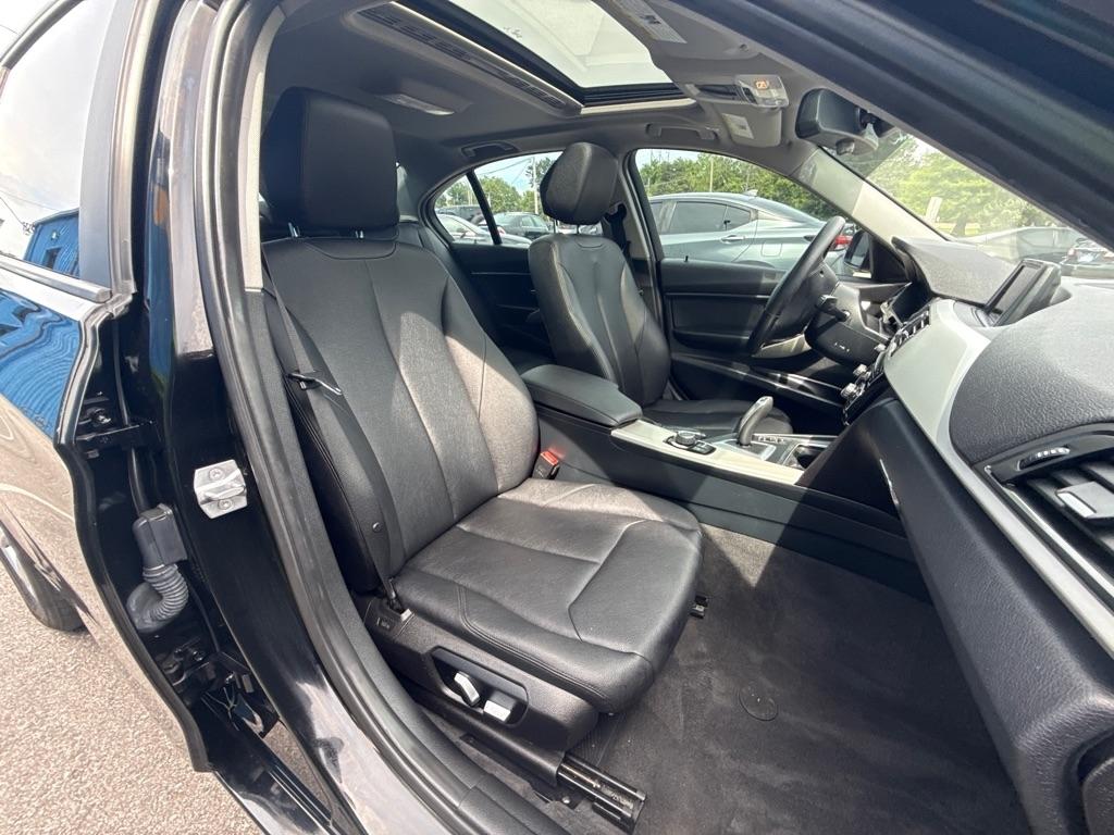 BMW 3 Series  2017
