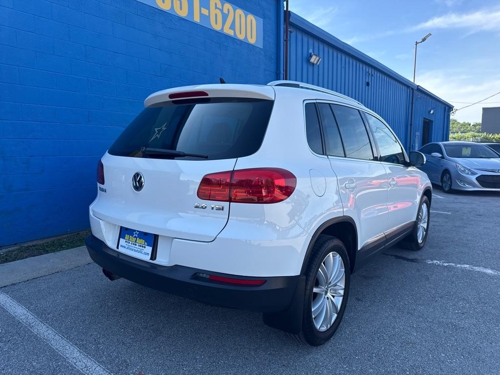 Volkswagen Tiguan  2013