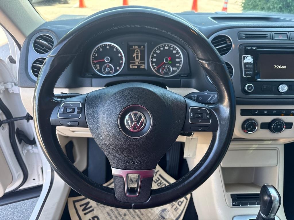 Volkswagen Tiguan  2013