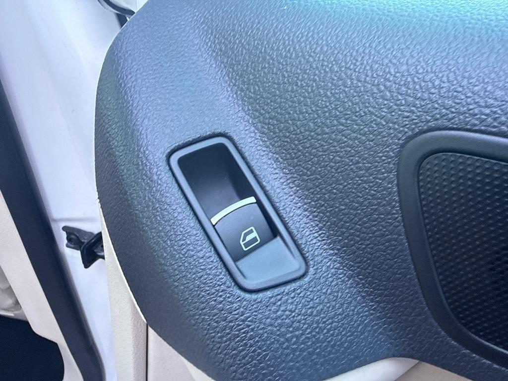 Volkswagen Tiguan  2013