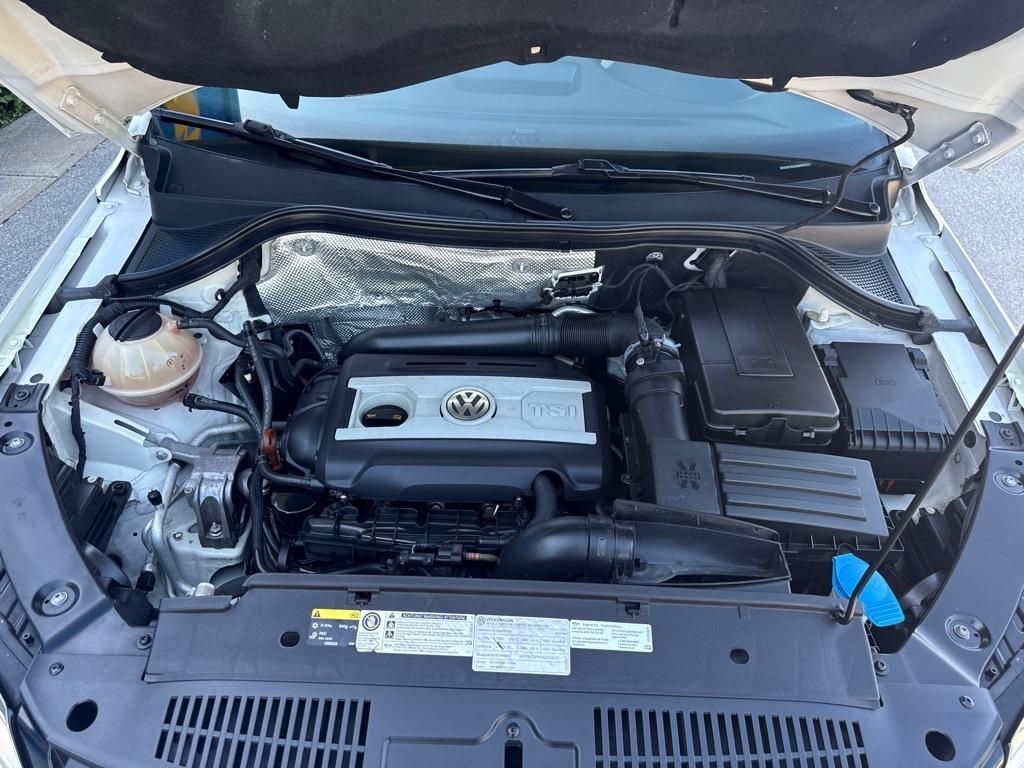 Volkswagen Tiguan  2013