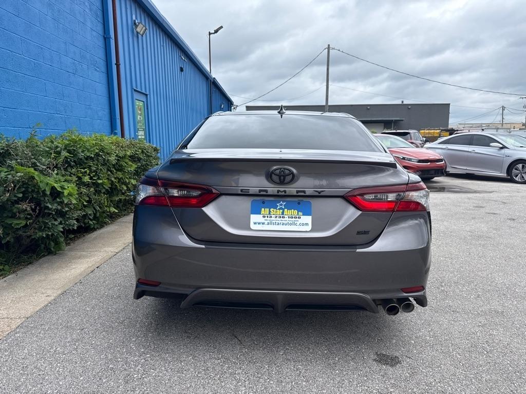 Toyota Camry  2023
