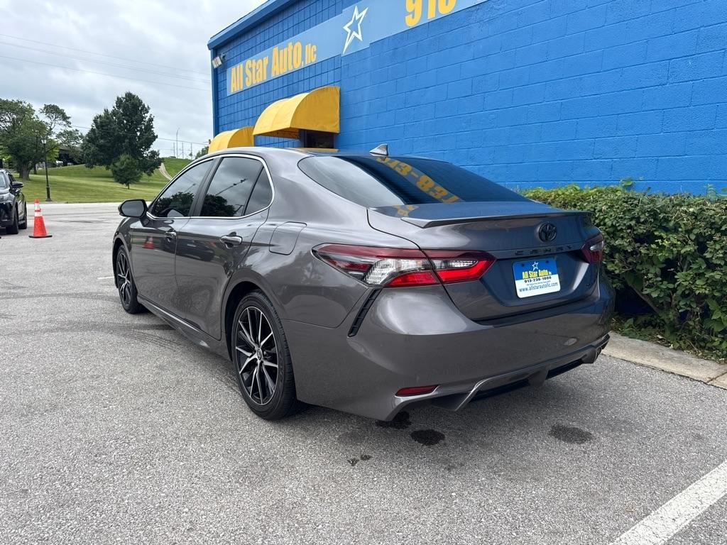 Toyota Camry  2023
