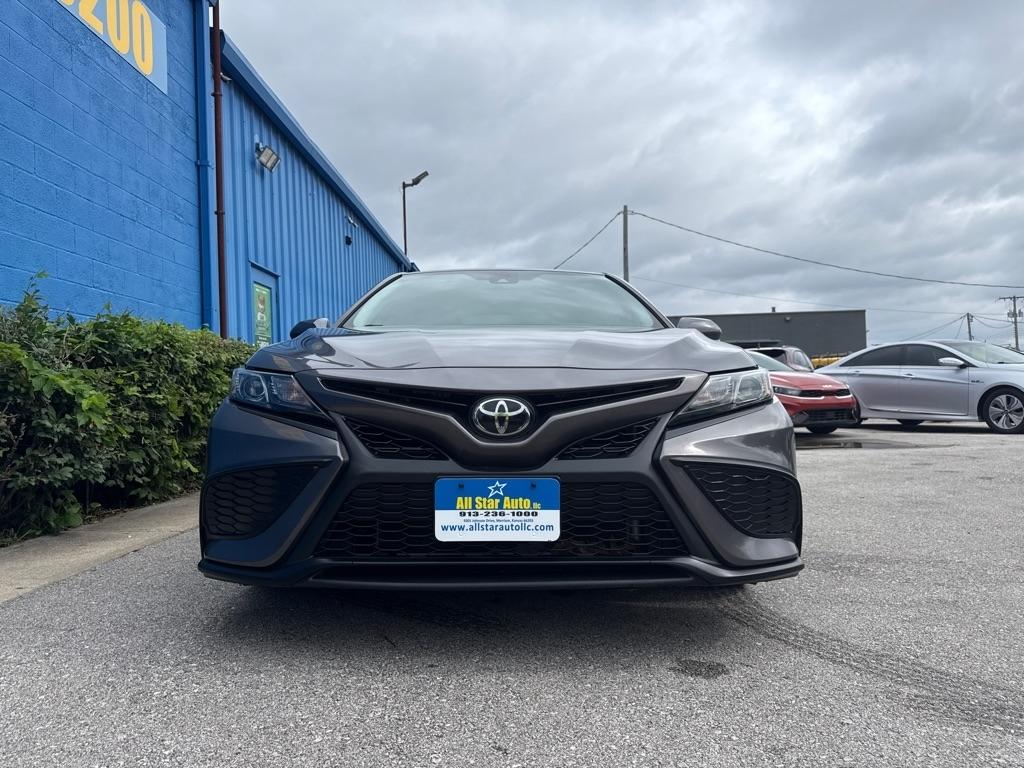 Toyota Camry  2023
