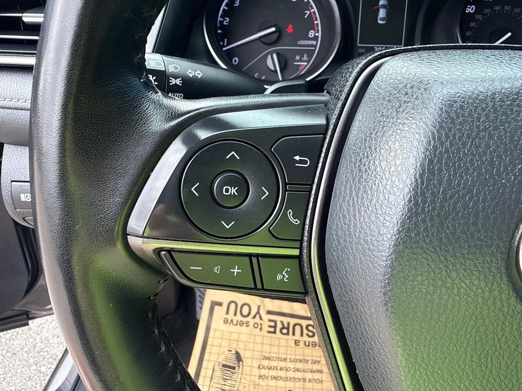 Toyota Camry  2023