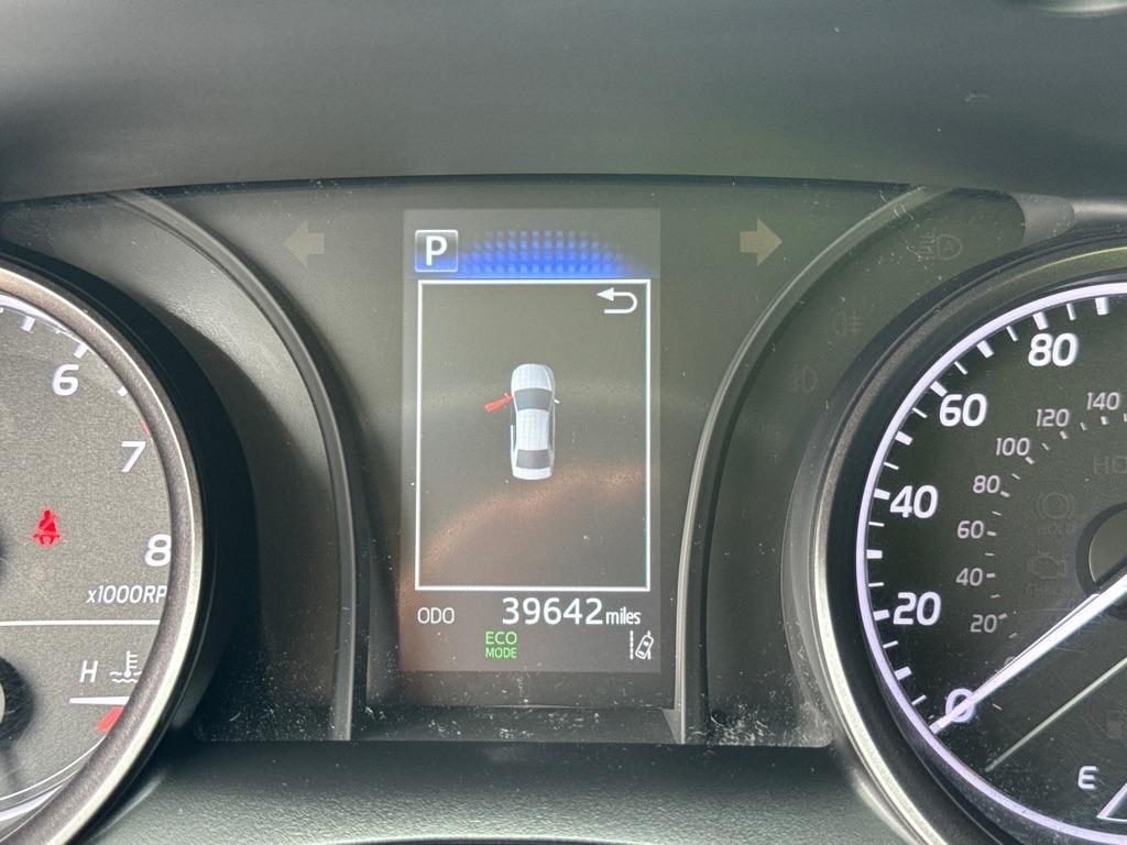 Toyota Camry  2023