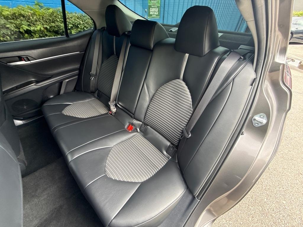 Toyota Camry  2023
