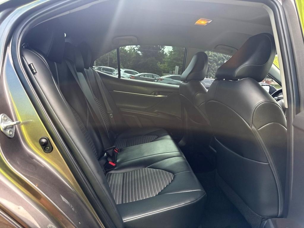 Toyota Camry  2023