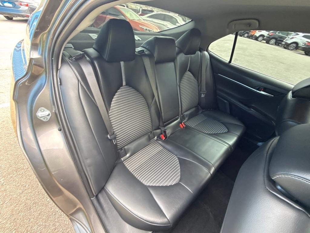 Toyota Camry  2023
