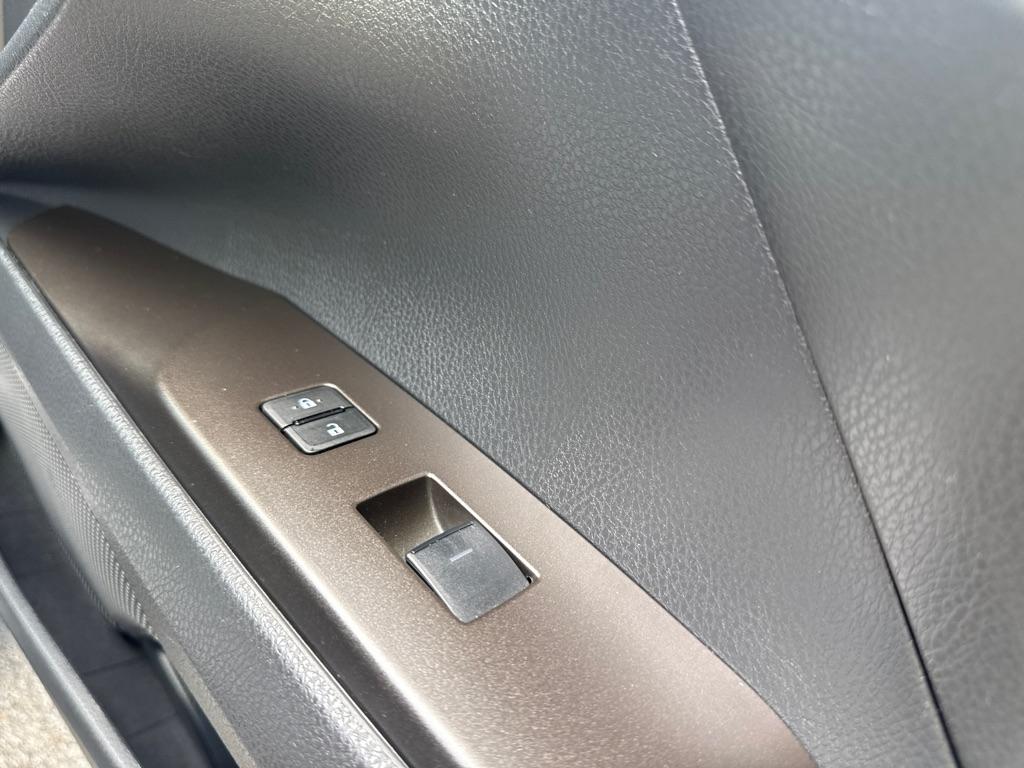 Toyota Camry  2023