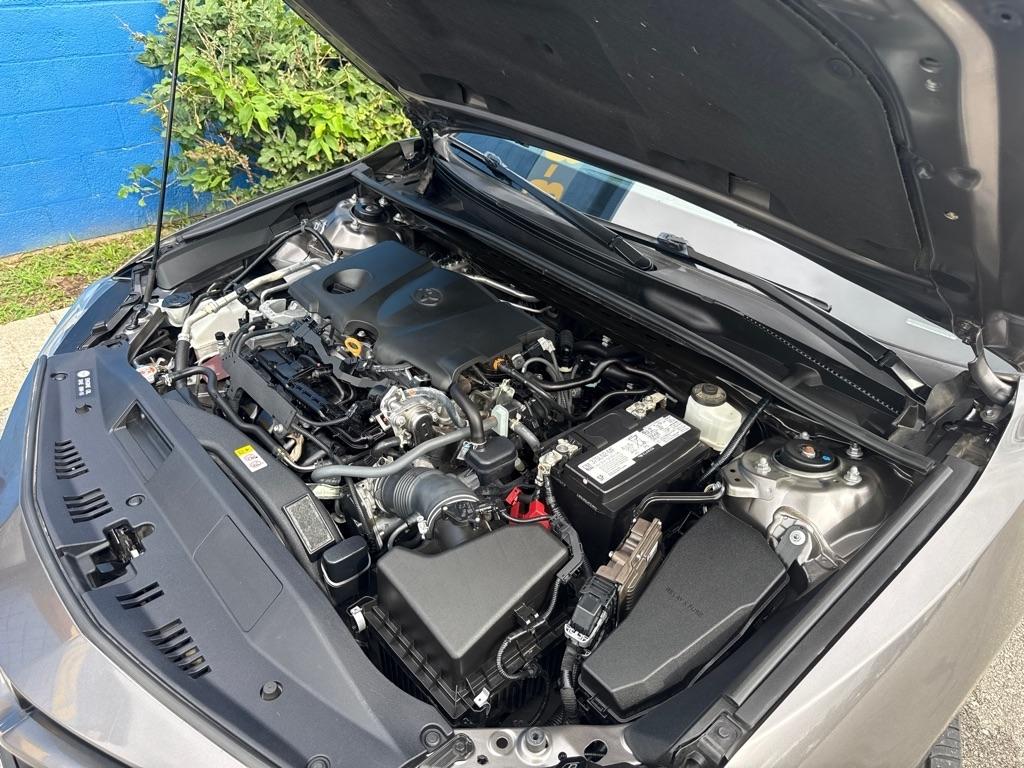Toyota Camry  2023