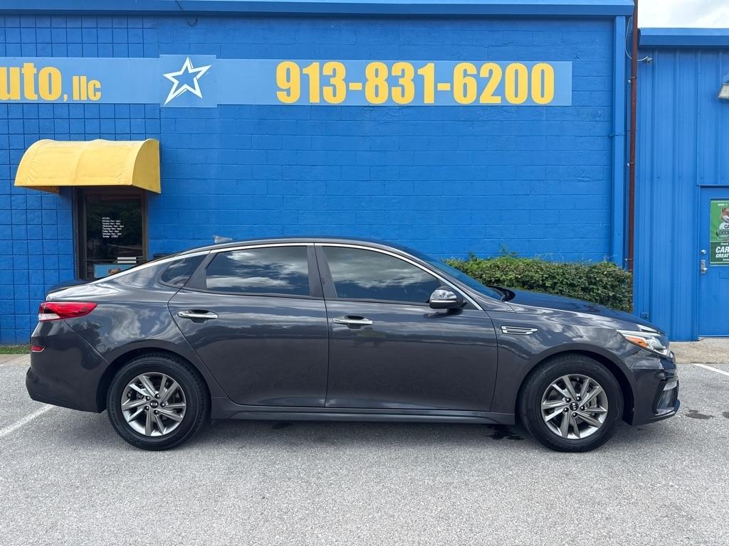 Kia Optima  2019