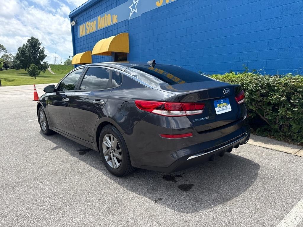 Kia Optima  2019