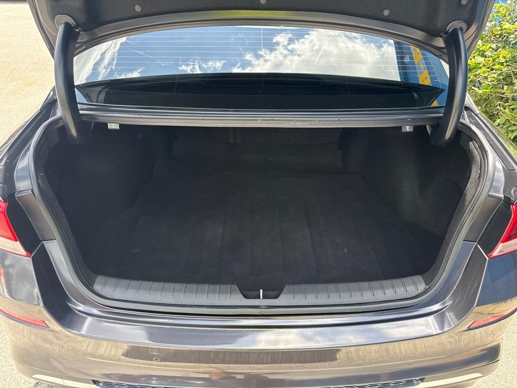 Kia Optima  2019