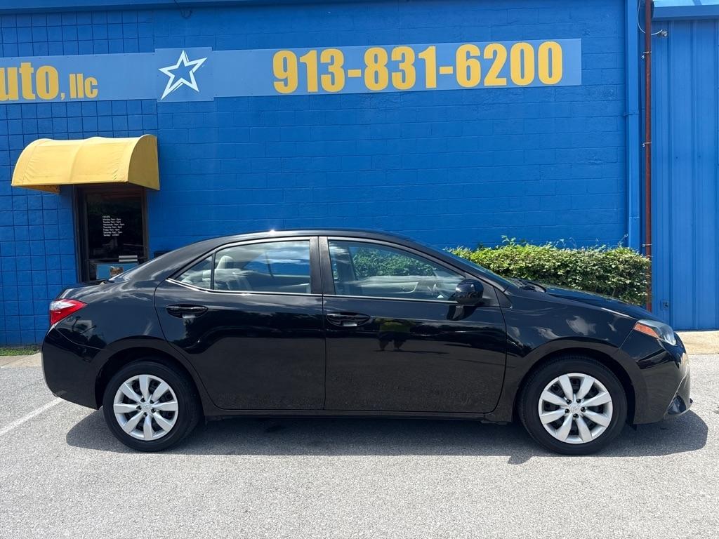 Toyota Corolla  2015