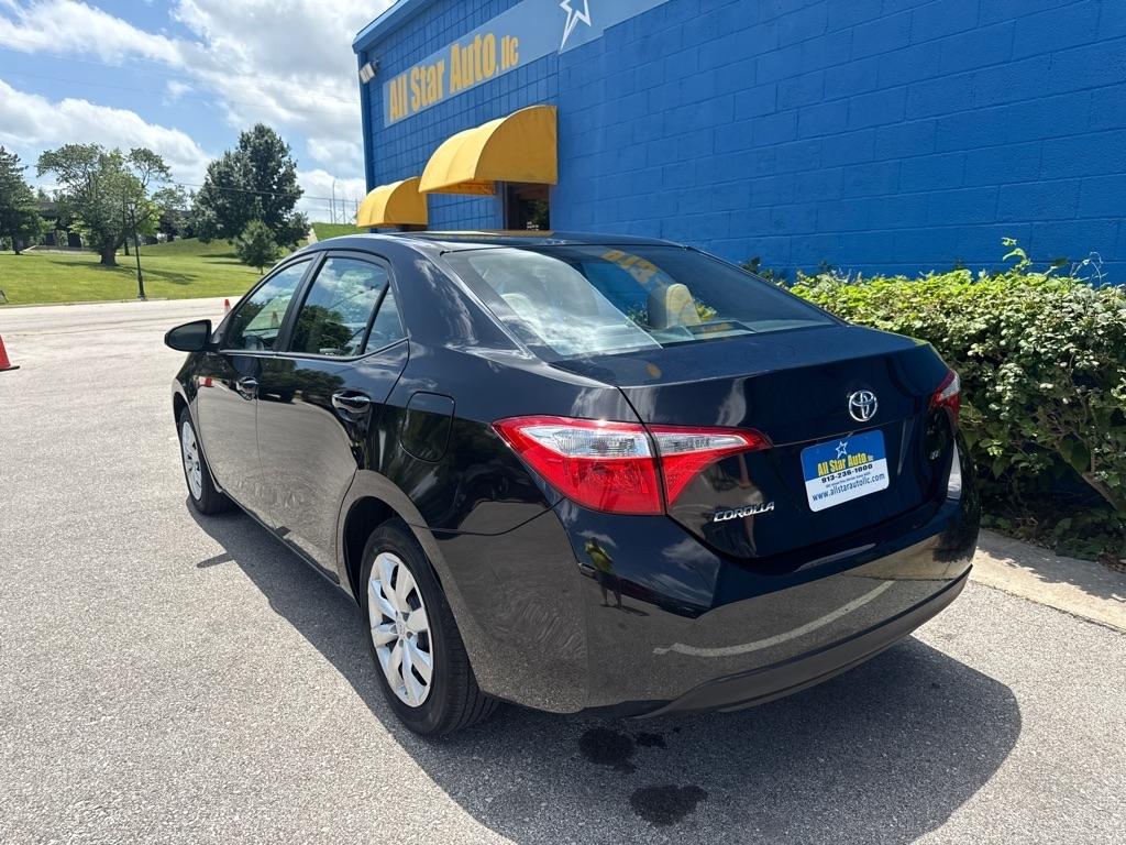 Toyota Corolla  2015