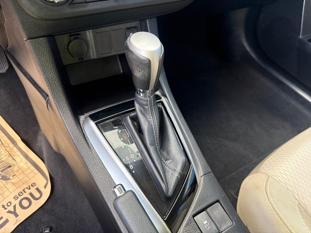 Toyota Corolla  2015