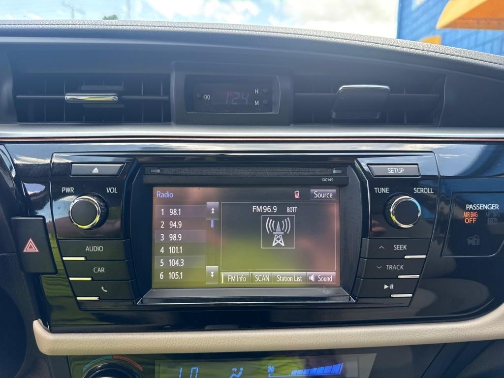 Toyota Corolla  2015