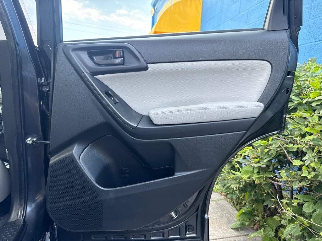 Subaru Forester 2.5i 2015