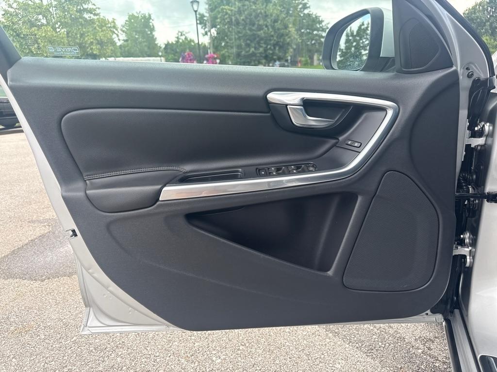 Volvo S60  2015