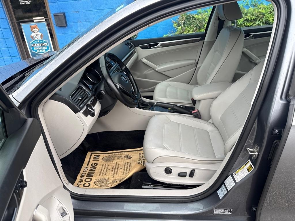Volkswagen Passat SE 4D Sedan 2018