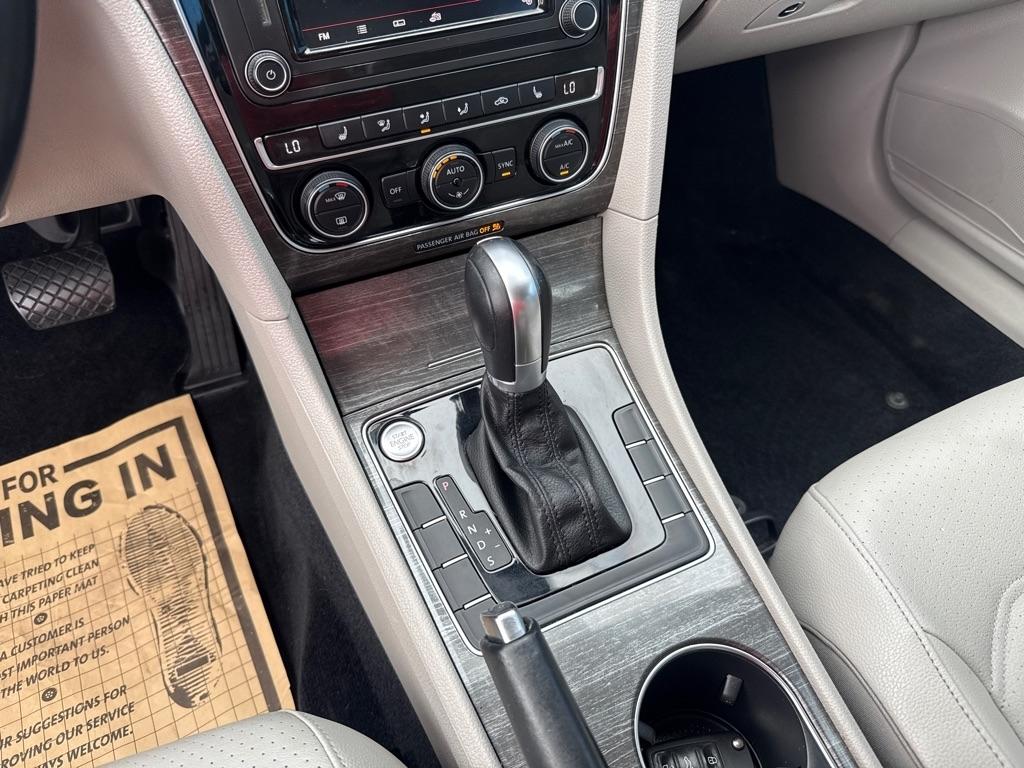 Volkswagen Passat SE 4D Sedan 2018